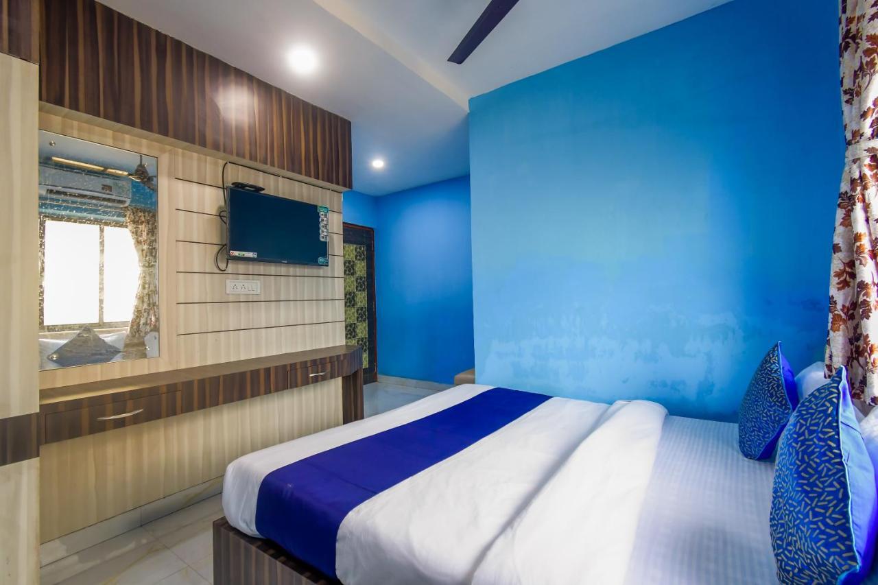 Hotel Blue Abedin Calcuta Exterior foto