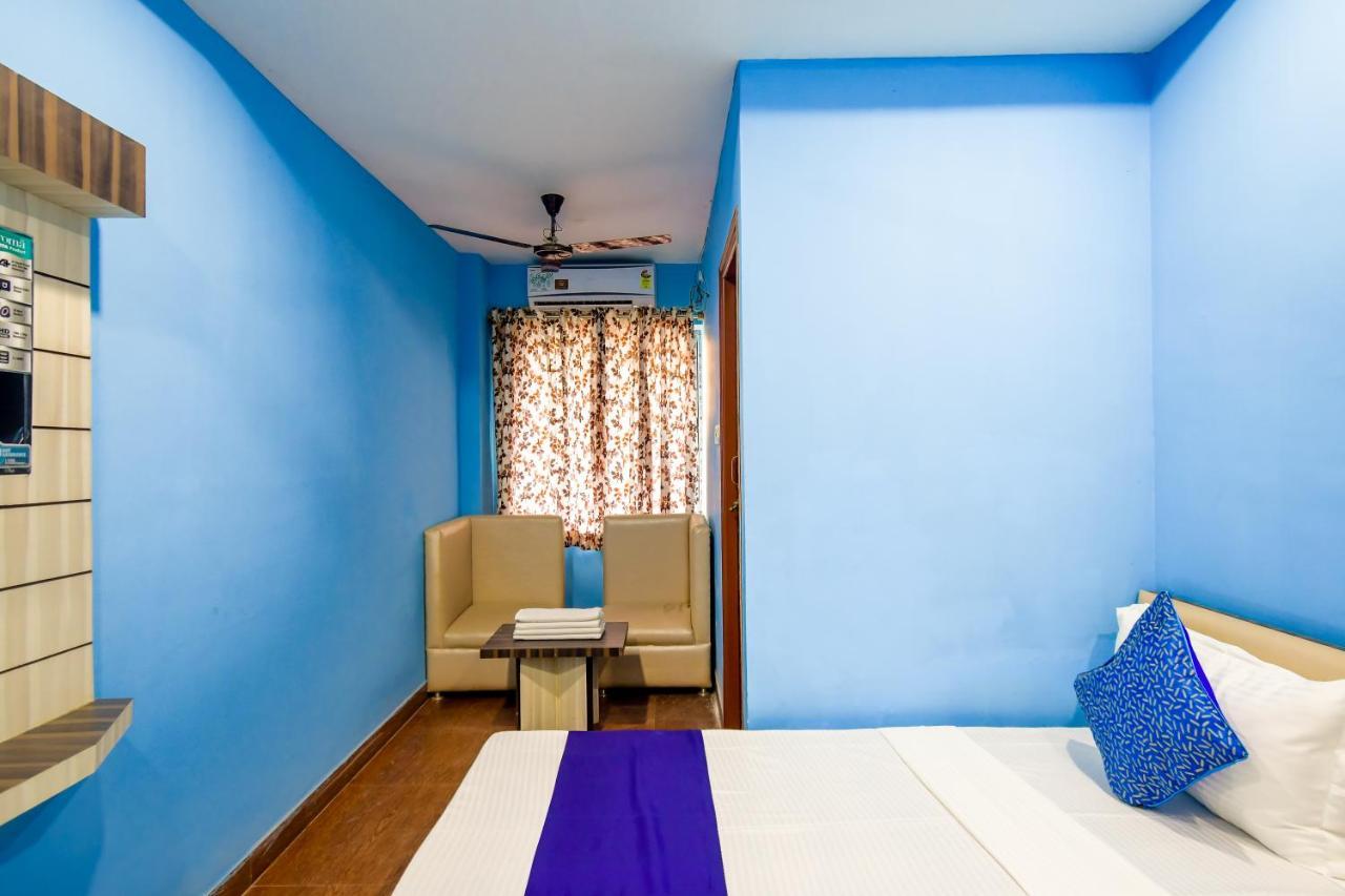 Hotel Blue Abedin Calcuta Exterior foto