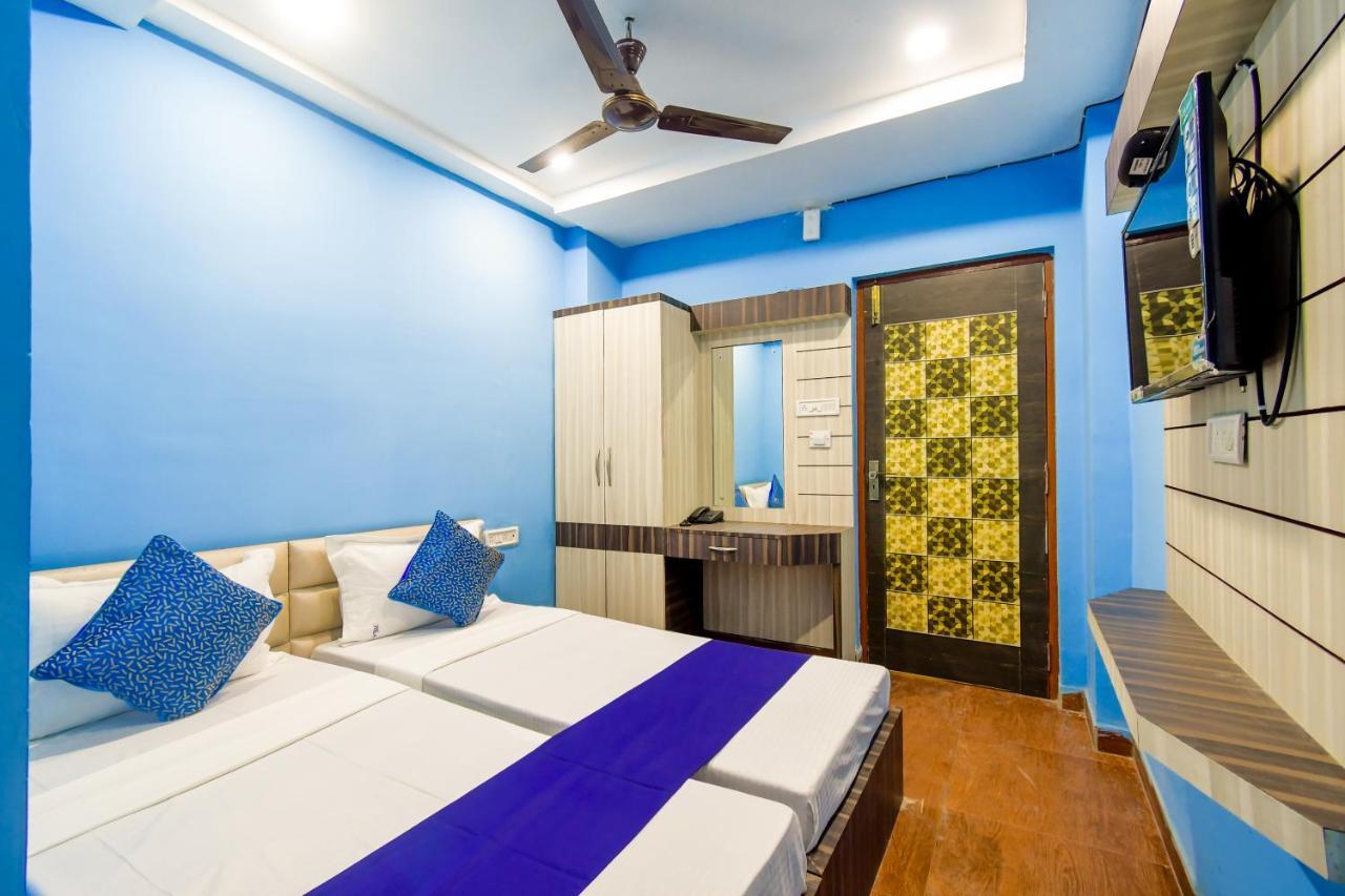 Hotel Blue Abedin Calcuta Exterior foto