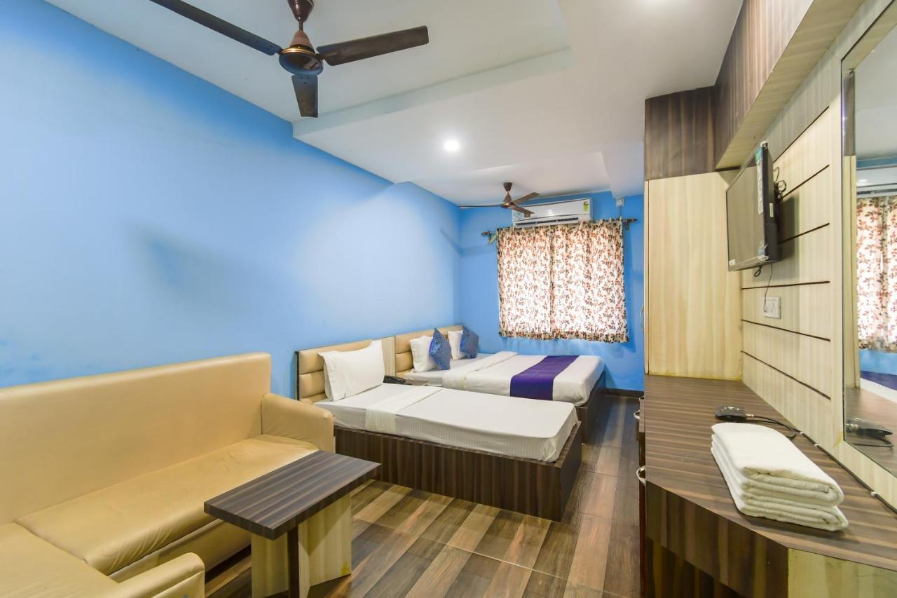 Hotel Blue Abedin Calcuta Exterior foto